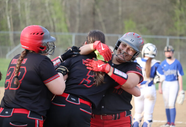 Vikings rally to knock off Poland